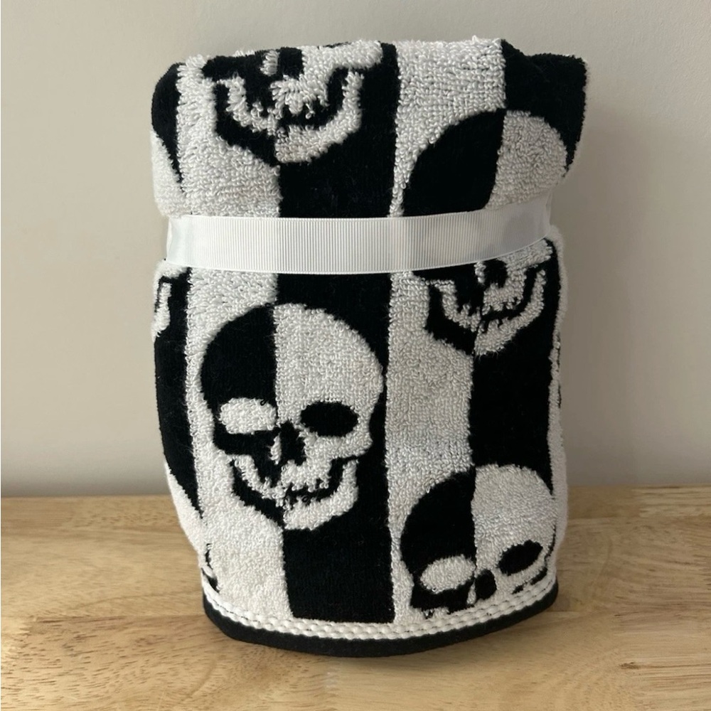 CXL Christian Lacroix Skull Hand Towels Set of 2 Black White Halloween